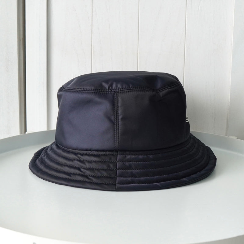 ヴィヴィアン ウエストウッド オーブ ナイロン バケットハット ネイビー