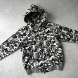 A BATHING APE × STUSSY ステューシー × エイプ スカル カモ ジップアップ フーディー パーカー グレー - NEWSED