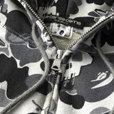 A BATHING APE × STUSSY ステューシー × エイプ スカル カモ ジップアップ フーディー パーカー グレー - NEWSED