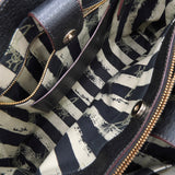 ヴィヴィアン ウエストウッド オーブ レザー トートバッグ ハンドバッグ 自立型 A4可 ブラック - NEWSED