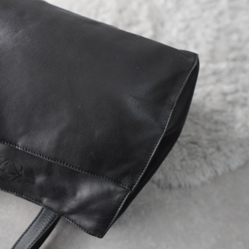 Anagram Leather Mini Hand Bag - NEWSED