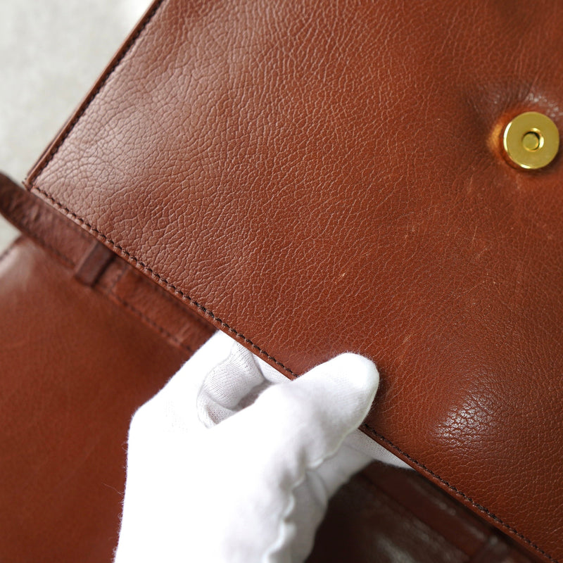 Anagram Leather Shoulder Bag - NEWSED