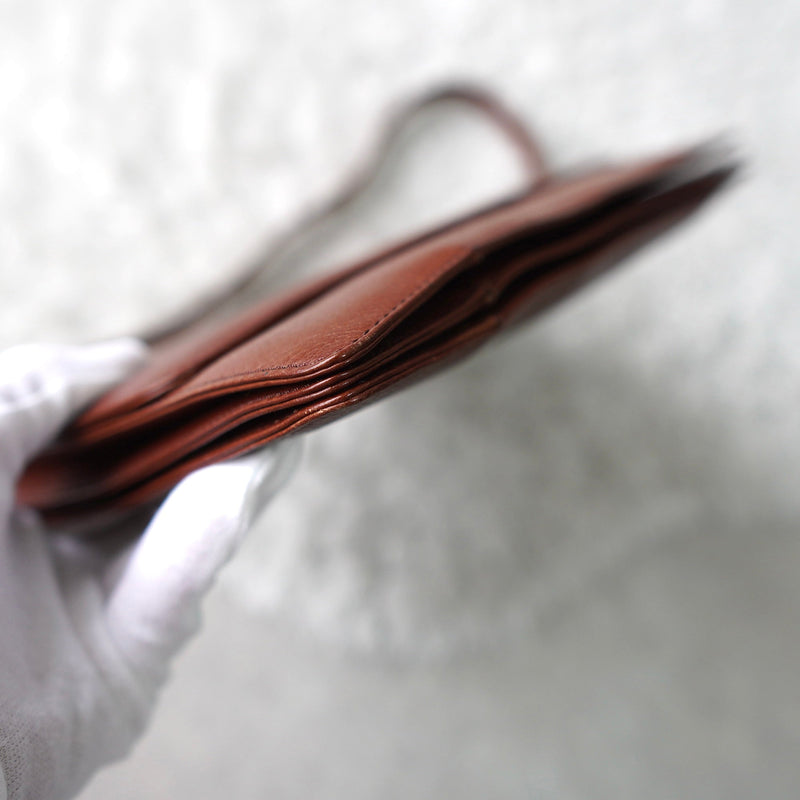 Anagram Leather Shoulder Bag - NEWSED