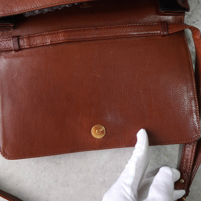 Anagram Leather Shoulder Bag - NEWSED