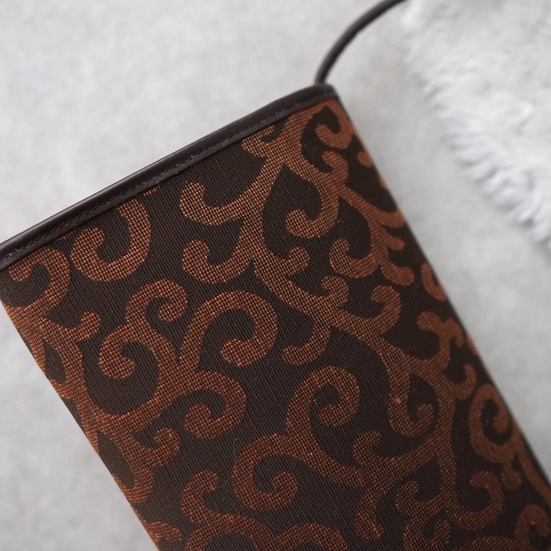 Arabesque Pattern Shoulder Bag - NEWSED