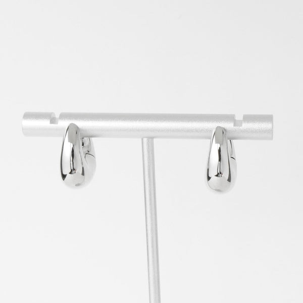 トムウッド Bao Hoops Small シルバー ピアス 未使用品 保存袋付き - NEWSED