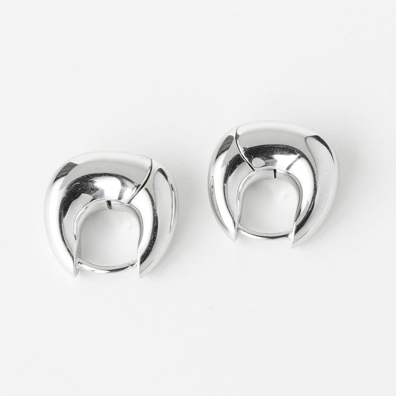 トムウッド Bao Hoops Small シルバー ピアス 未使用品 保存袋付き - NEWSED