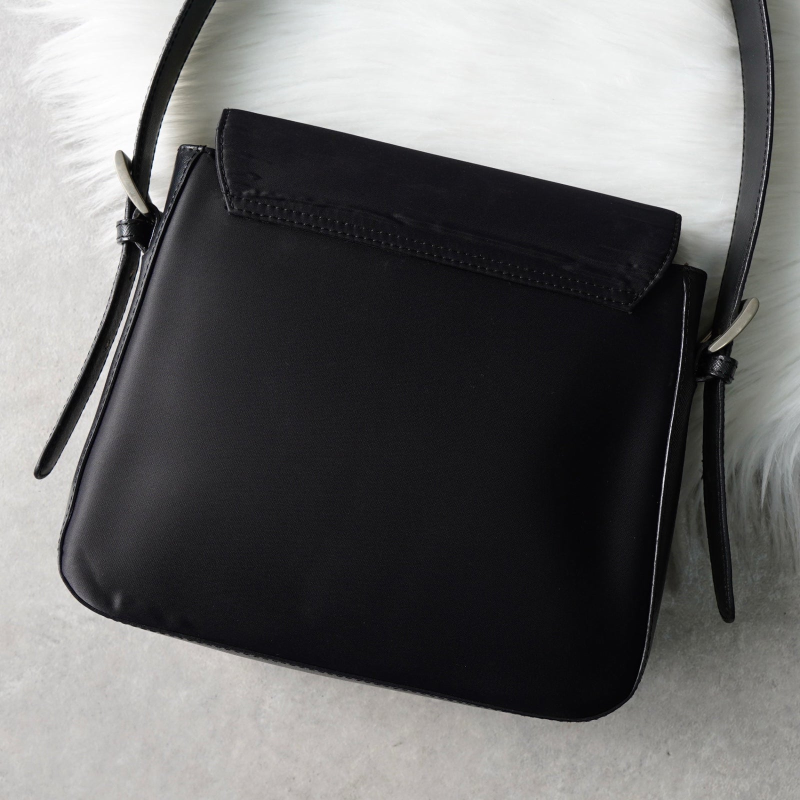BALENCIAGA バレンシアガ BBロゴ ナイロン レザー ハンドバッグ