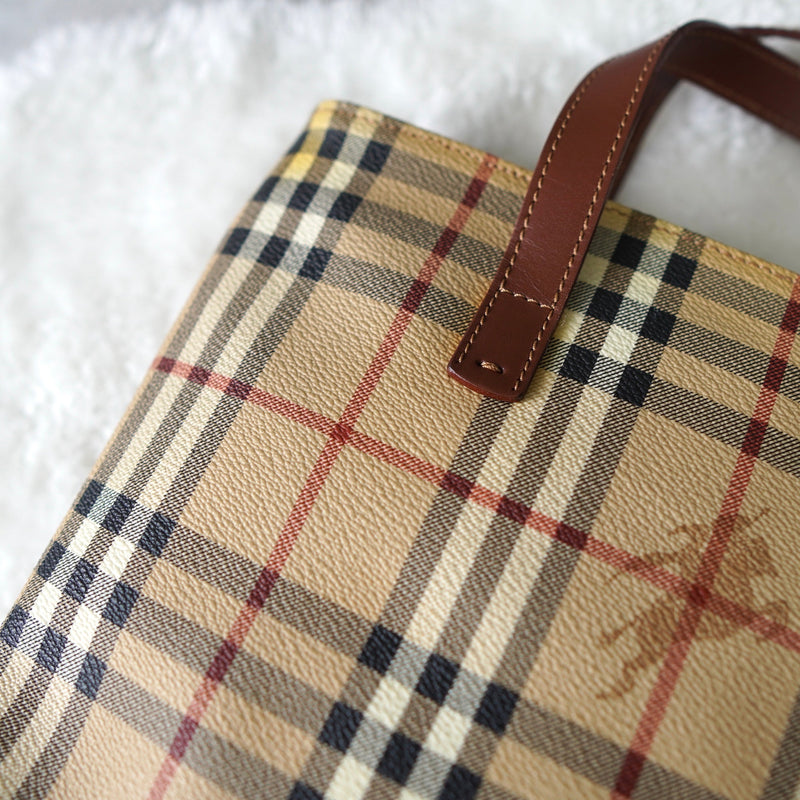 Burberry check hand bag - NEWSED