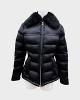 プラダ シープファー トライアングルロゴ ZIP UP ダウンジャケット ブラック 38 レディース