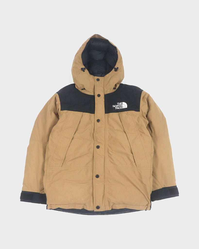 ザ・ノースフェイス Mountain Down Jacket GORE-TEX ロゴ刺繍 フーデッド ダウンジャケット ベージュ系 S メンズ