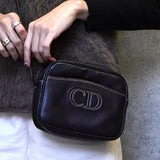 クリスチャン ディオール CDロゴ レザー ショルダーバッグ ブラック - NEWSED