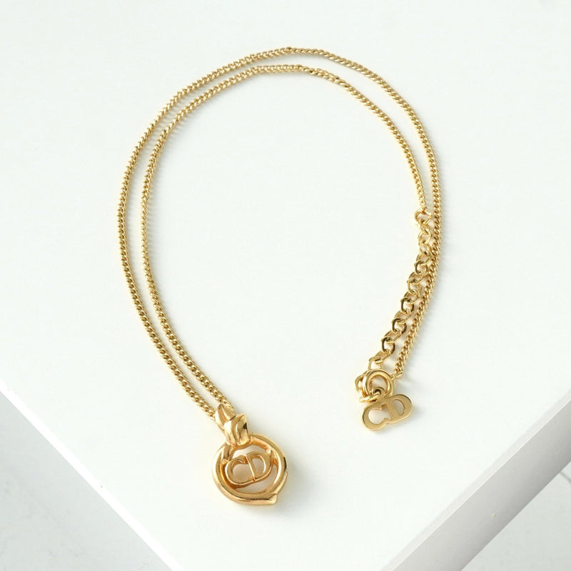 クリスチャン ディオール ヴィンテージ CDロゴ リーフ ネックレス GP - NEWSED