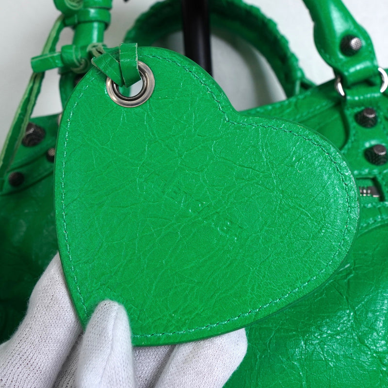 バレンシアガ ネオカゴール レザー 2way ハンドバッグ ショルダーバッグ ネオングリーン