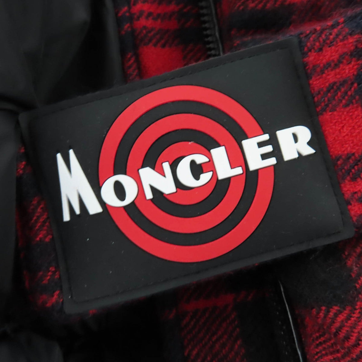 モンクレール DANUBE フード付 チェック柄 ZIP UP ダウンジャケット レッド 54847 レディース - NEWSED