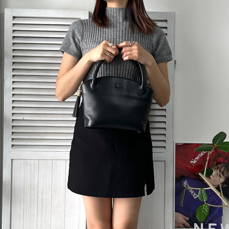 Embossing Logo Leather Hand Bag - NEWSED