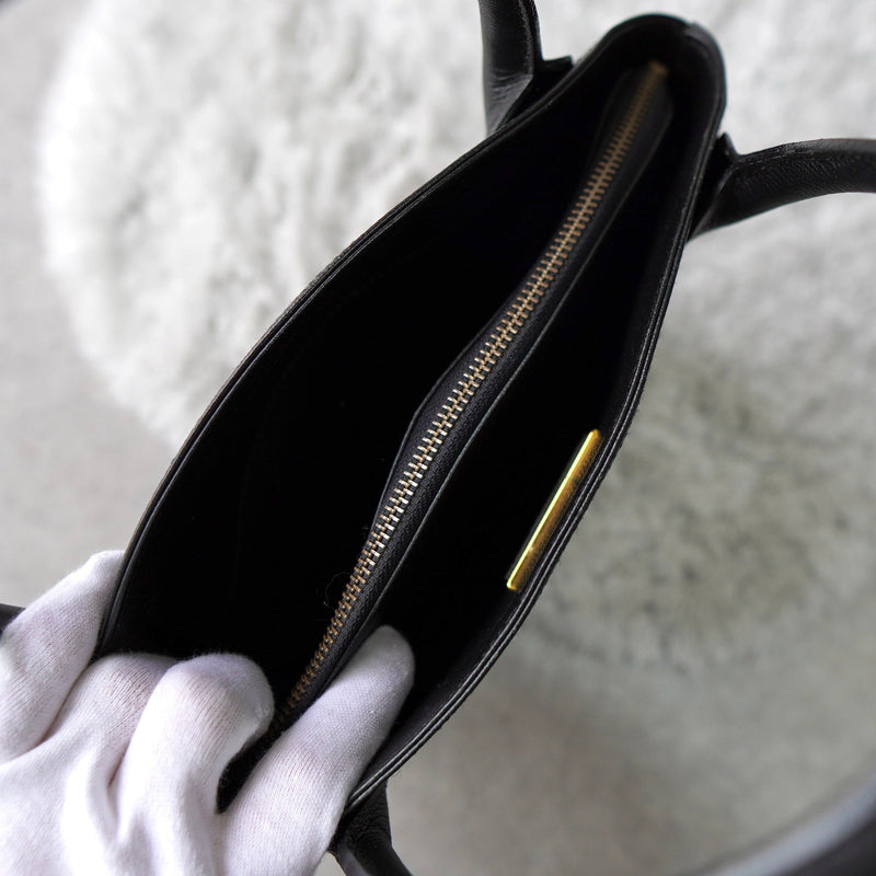 Embossing Logo Leather Hand Bag - NEWSED