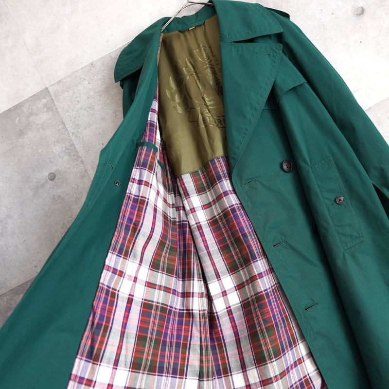 Emerald Green Color Trench Coat｜Made in Romania - NEWSED