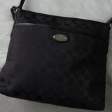 コーチ シグネチャー ロゴプレート キャンバス ショルダーバッグ ブラック F36378 - NEWSED