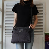 コーチ シグネチャー ロゴプレート キャンバス ショルダーバッグ ブラック F36378 - NEWSED