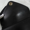 Gucci 互扣式 G 皮革单肩包（黑色）