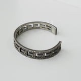 グッチ アラベスク カットアウトG シルバー925 バングル 箱付き - NEWSED