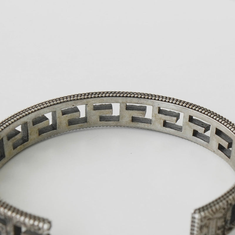 グッチ アラベスク カットアウトG シルバー925 バングル 箱付き - NEWSED