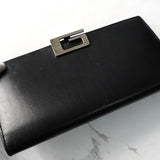 グッチ Gロゴ レザー 二つ折り長財布 ブラック - NEWSED