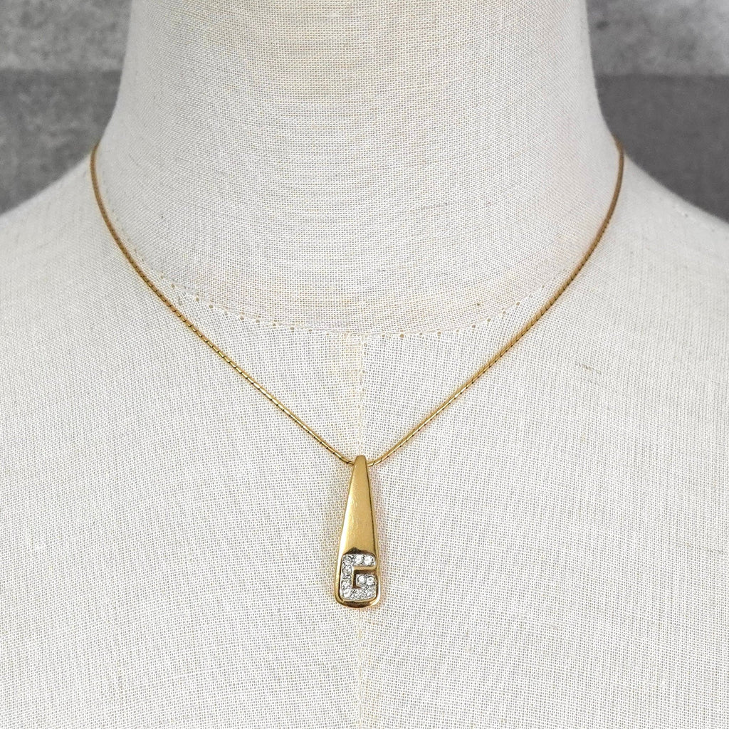 Givenchy 复古 G 标志三角板水钻 GP 金项链