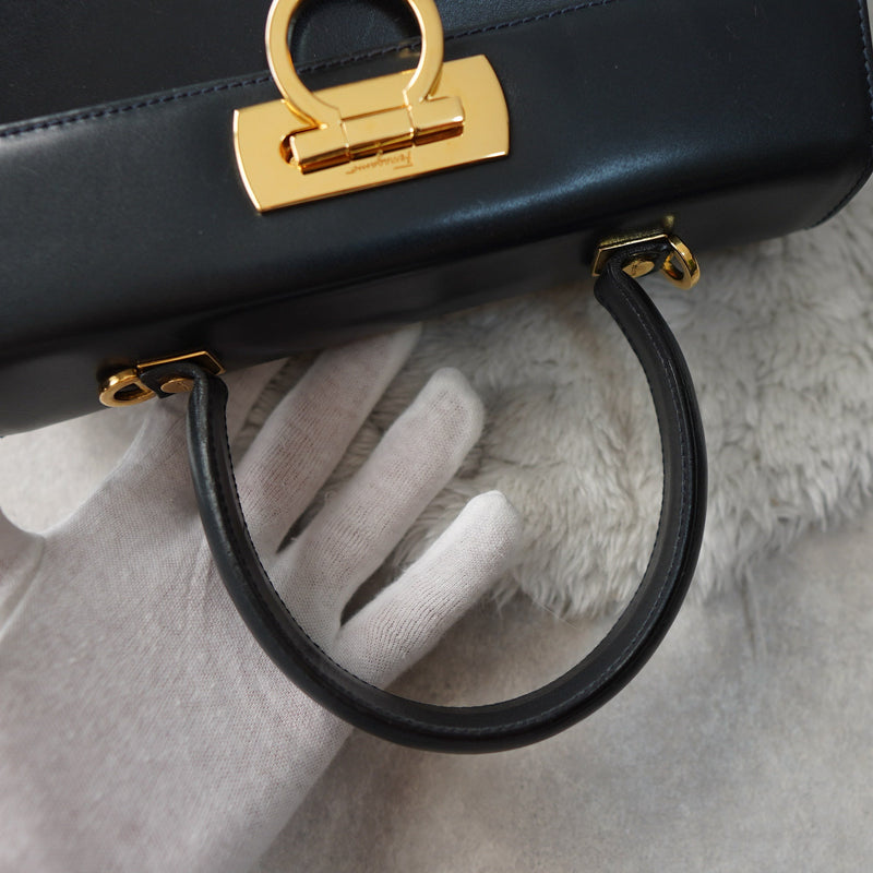 Gancini Calf Leather 2way Hand Bag / Shoulder Bag - NEWSED