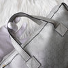 Gucci GG 帆布手提包银色 264210