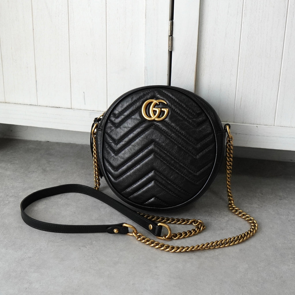 Gucci GG Marmont Leather Heart Round Chain Shoulder Bag Black