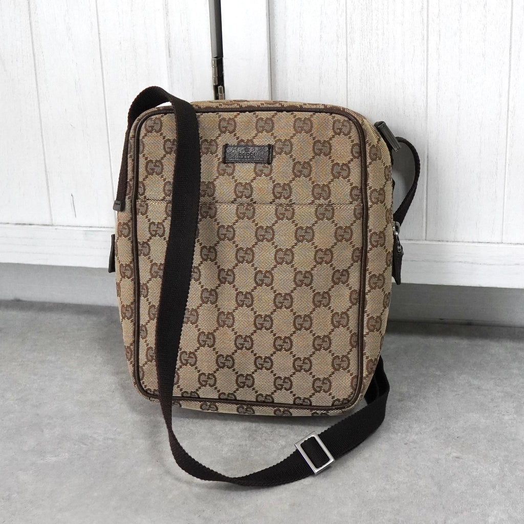 Gucci GG 帆布棕色单肩包
