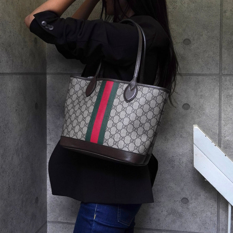 グッチ シェリー GGスプリーム レザー トートバッグ ブラウン - NEWSED