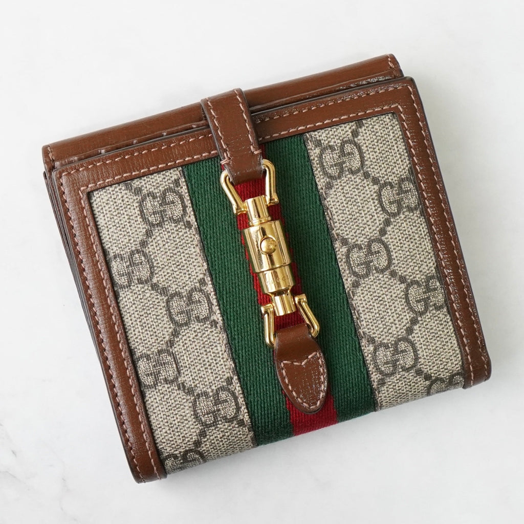 グッチ シェリーライン ニュージャッキー GGスプリーム 二つ折り財布