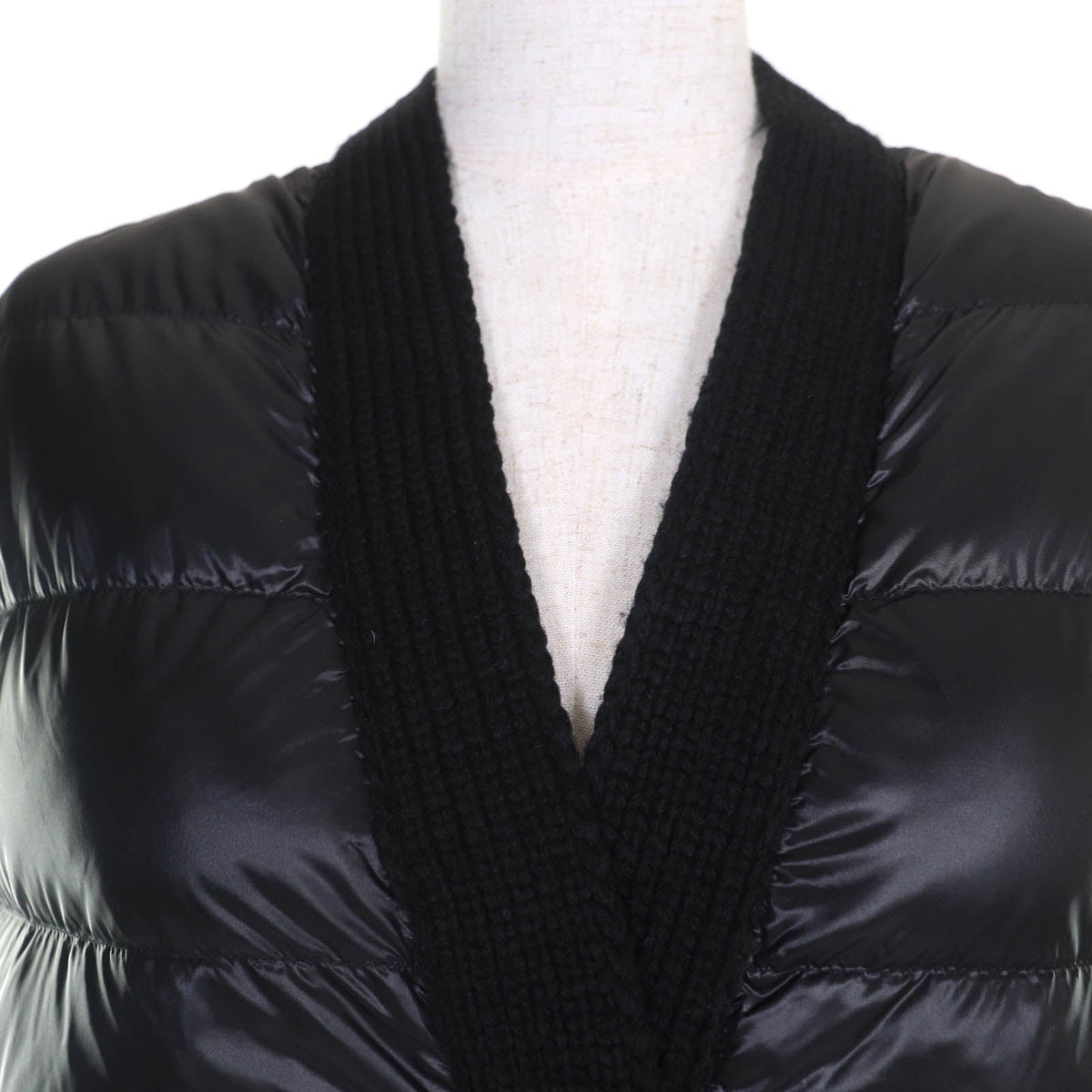 モンクレール GILET TRICOT デカロゴワッペン付 ニット切替デザイン ダウンベスト ブラック XS レディース - NEWSED