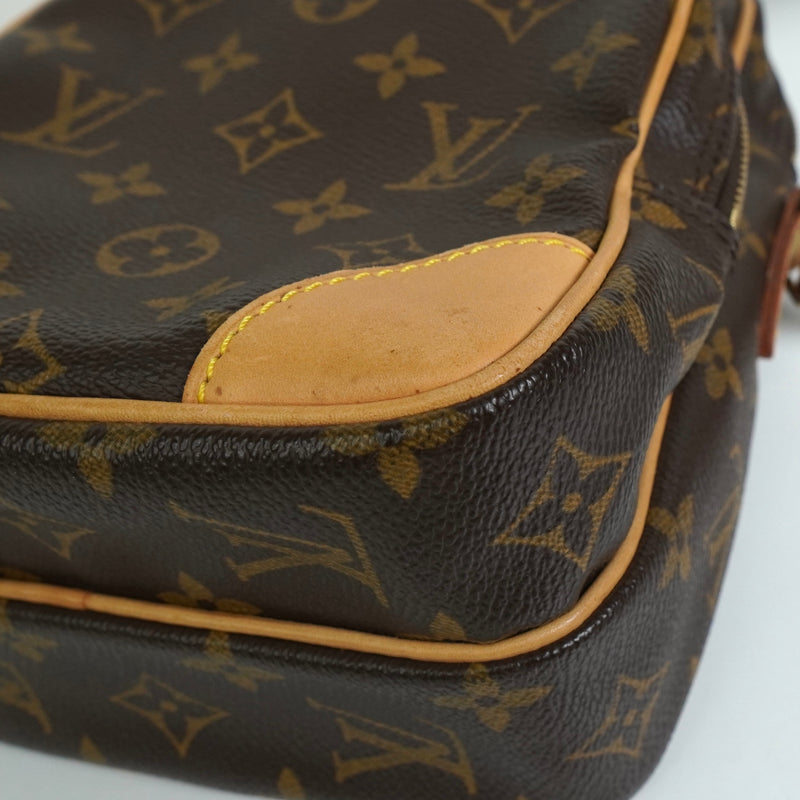 ルイ ヴィトン モノグラム アマゾン ショルダーバック ブラウン M45236