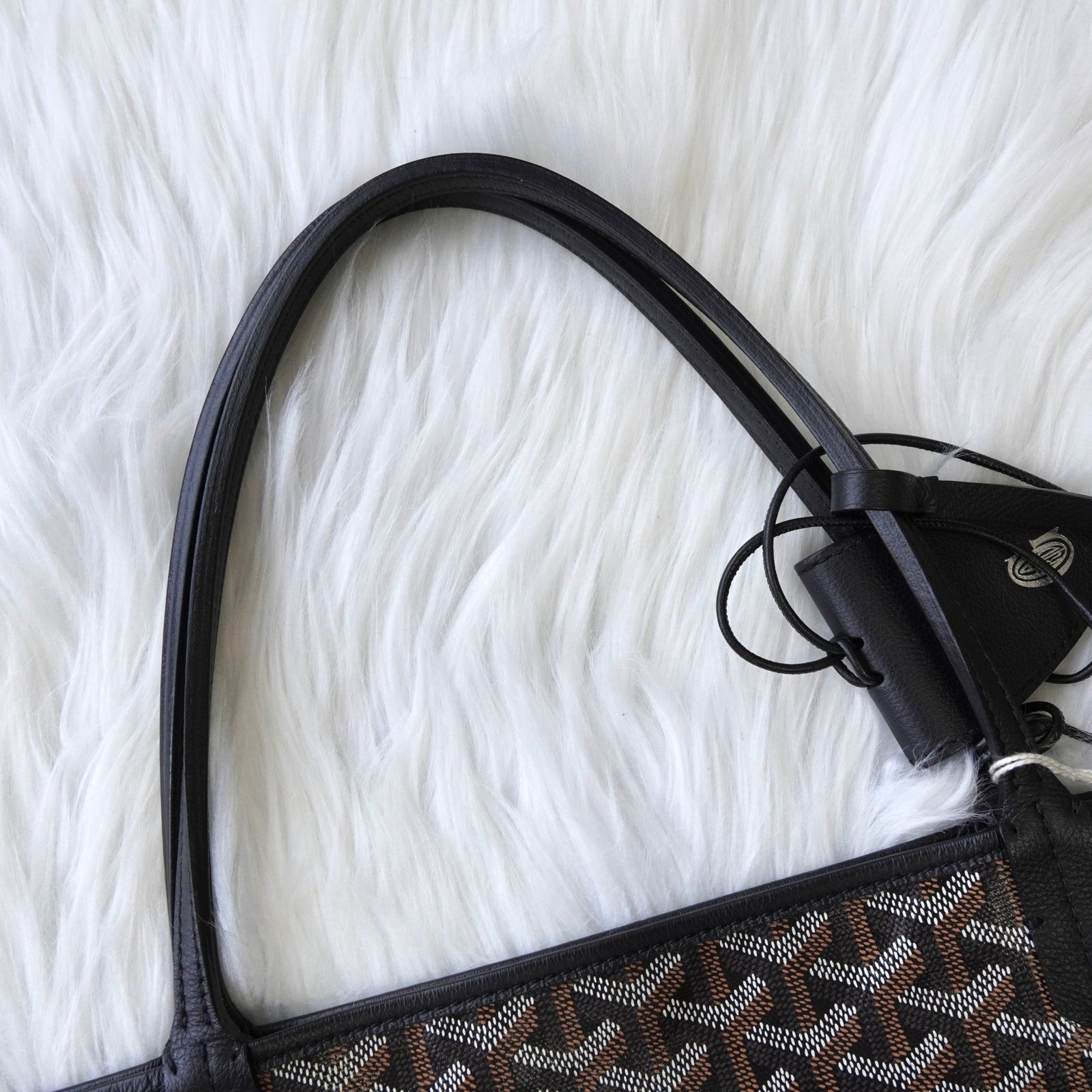 ゴヤール サンルイGMポーチ付き ブラック トートバッグ 楽天市場】GOYARD（ゴヤール）サンルイGMブラック トートバッグ