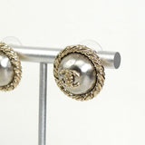 シャネル ココマーク フェイクパール ツイスト サークル ピアス GP ゴールド - NEWSED