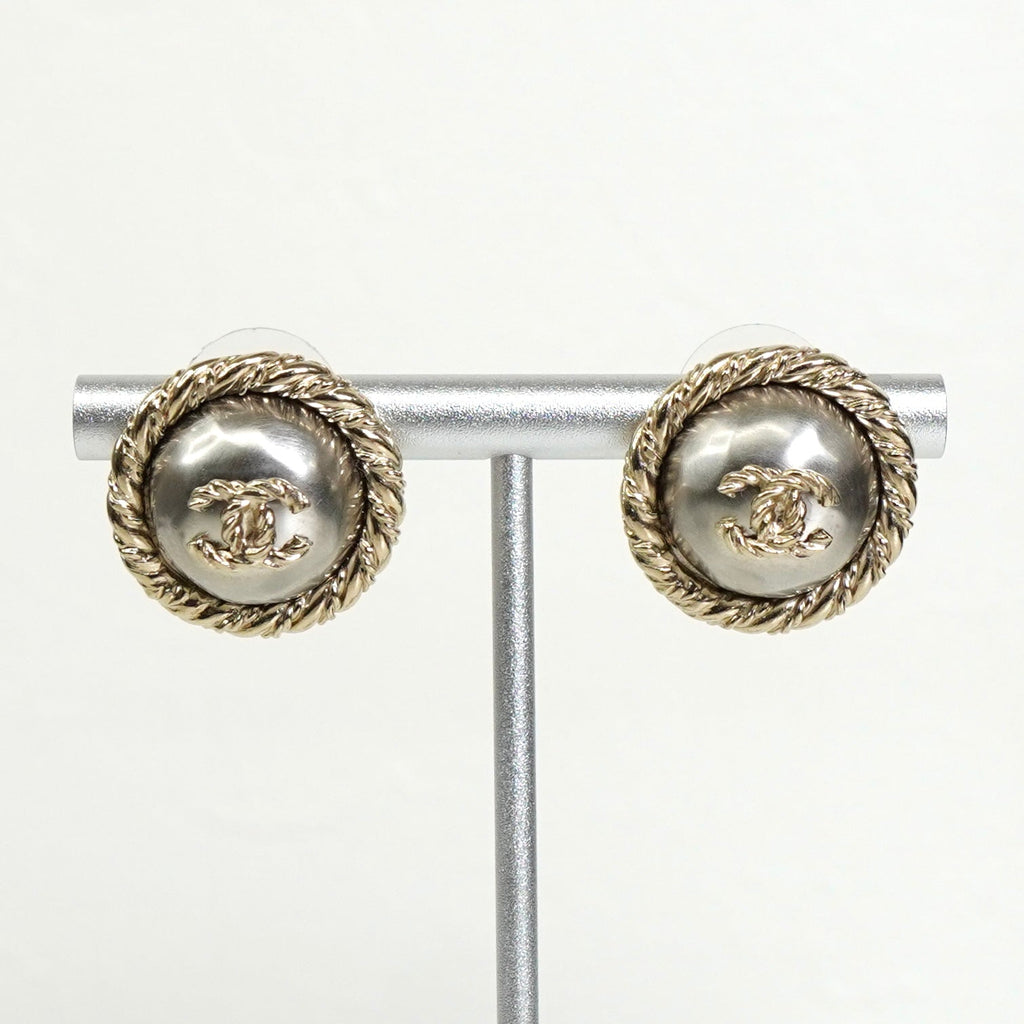 シャネル ココマーク フェイクパール ツイスト サークル ピアス GP ゴールド