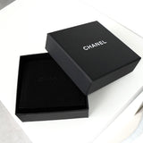 シャネル ココマーク ラインストーン フープ ピアス GP ブラック / ホワイト - NEWSED