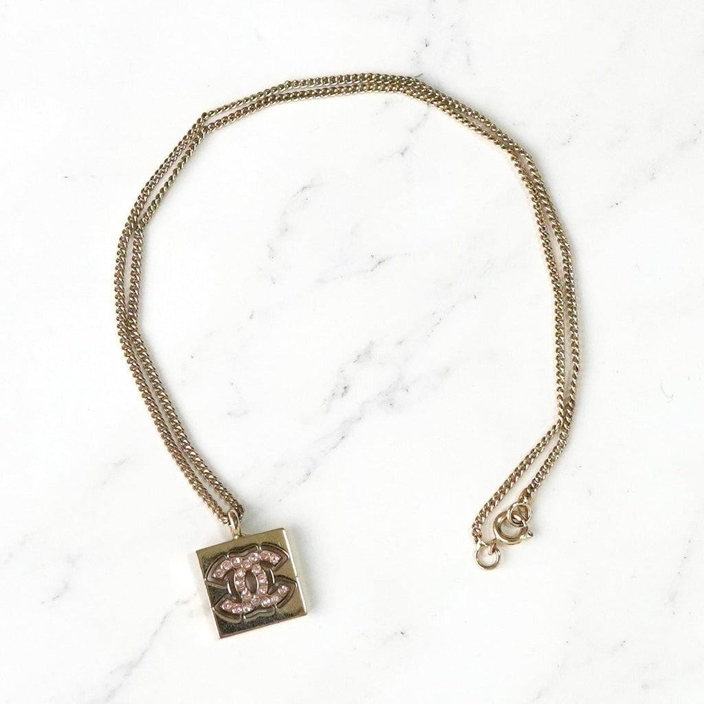 シャネル ココマーク スクエア ラインストーン ネックレス GP