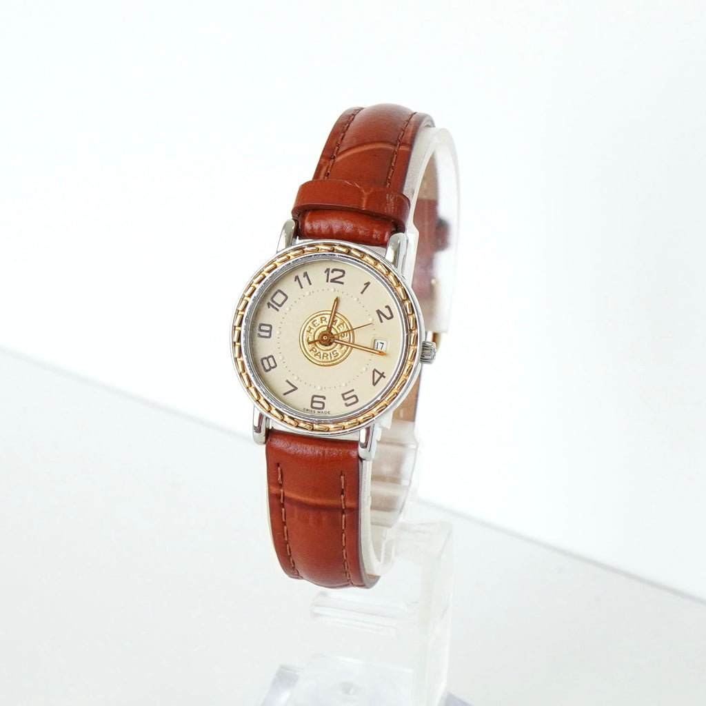 Hermès Serie Coin Watch，不锈钢银/GP金，非原装皮革，石英机芯，象牙色表盘，D Mark，腕表