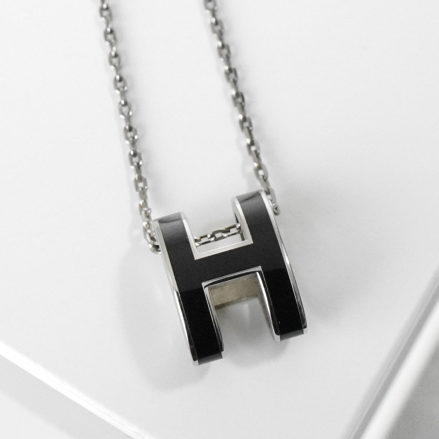 エルメス ポップアッシュ H ネックレス シルバー / ブラック