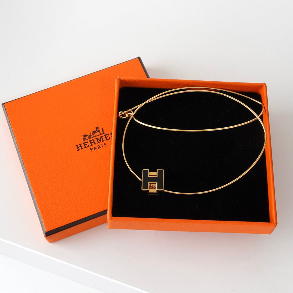 エルメス　カージュドアッシュ　 Hキューブ ネックレス　赤 エルメス(HERMES)エルメス カージュドアッシュ Hキューブ ネックレス