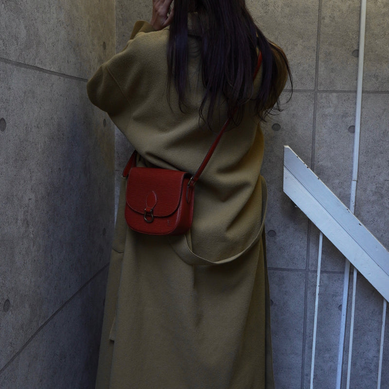 ルイ ヴィトン エピ ミニサンクルー ケニアブラウン ショルダーバック M52213