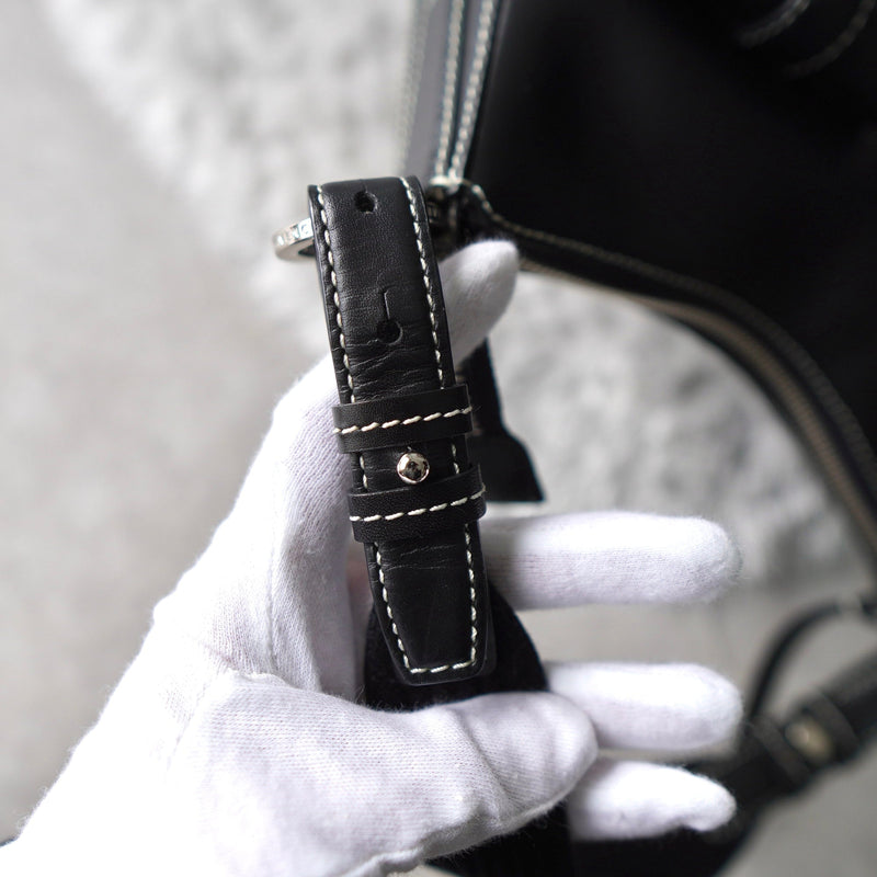 Half Moon Leather One Shoulder Bag - NEWSED
