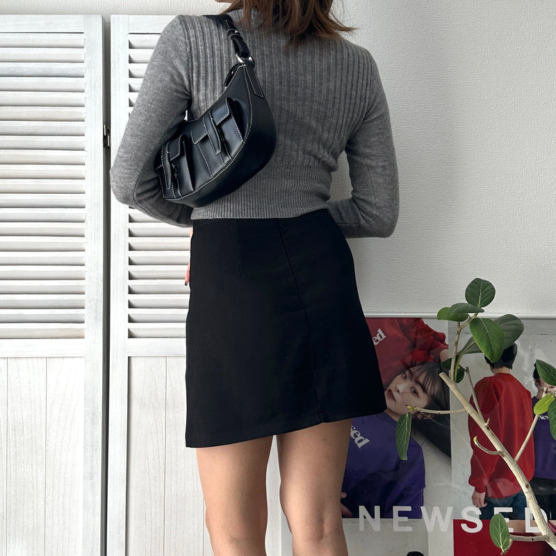 Half Moon Leather One Shoulder Bag - NEWSED