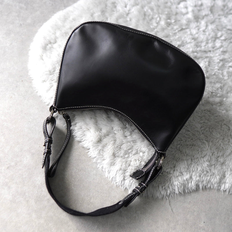 Half Moon Leather One Shoulder Bag - NEWSED