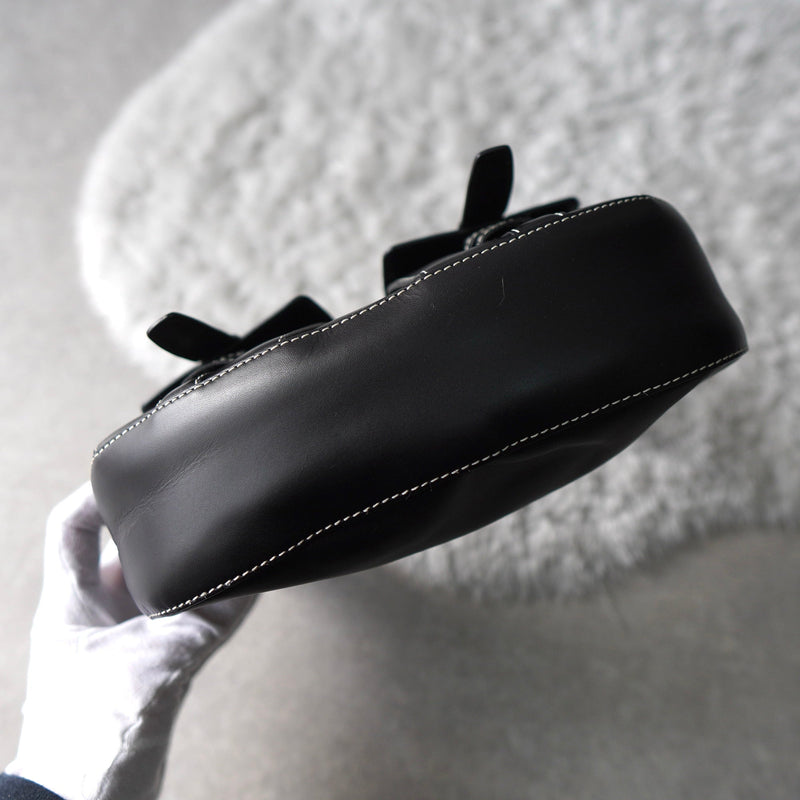 Half Moon Leather One Shoulder Bag - NEWSED